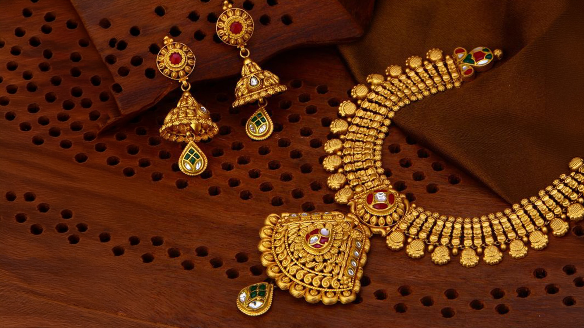 Why Gold Jewellery Resale Value Matters Before You Buy